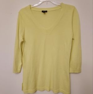 Talbots Womens Knit Top Chartreuse V Neck 3/4 Sleeve Round Hem Size Medium